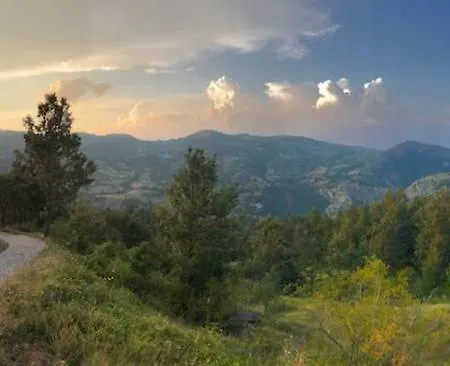 Oda ve Kahvaltı Rifugio Aquila *